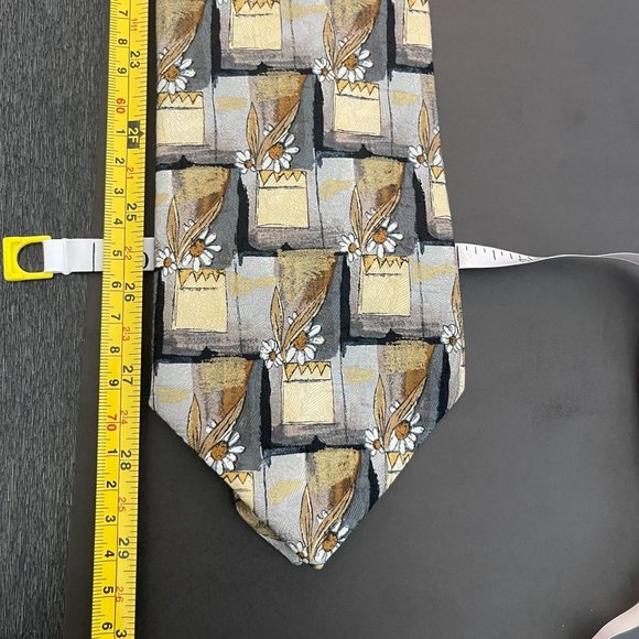 Ermenegildo Zegna Flower Design 100% Silk Tie - Picture 6 of 6